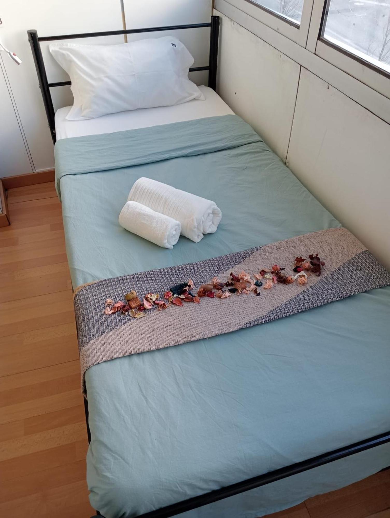 Corujinha Hostel Lisbon Luaran gambar