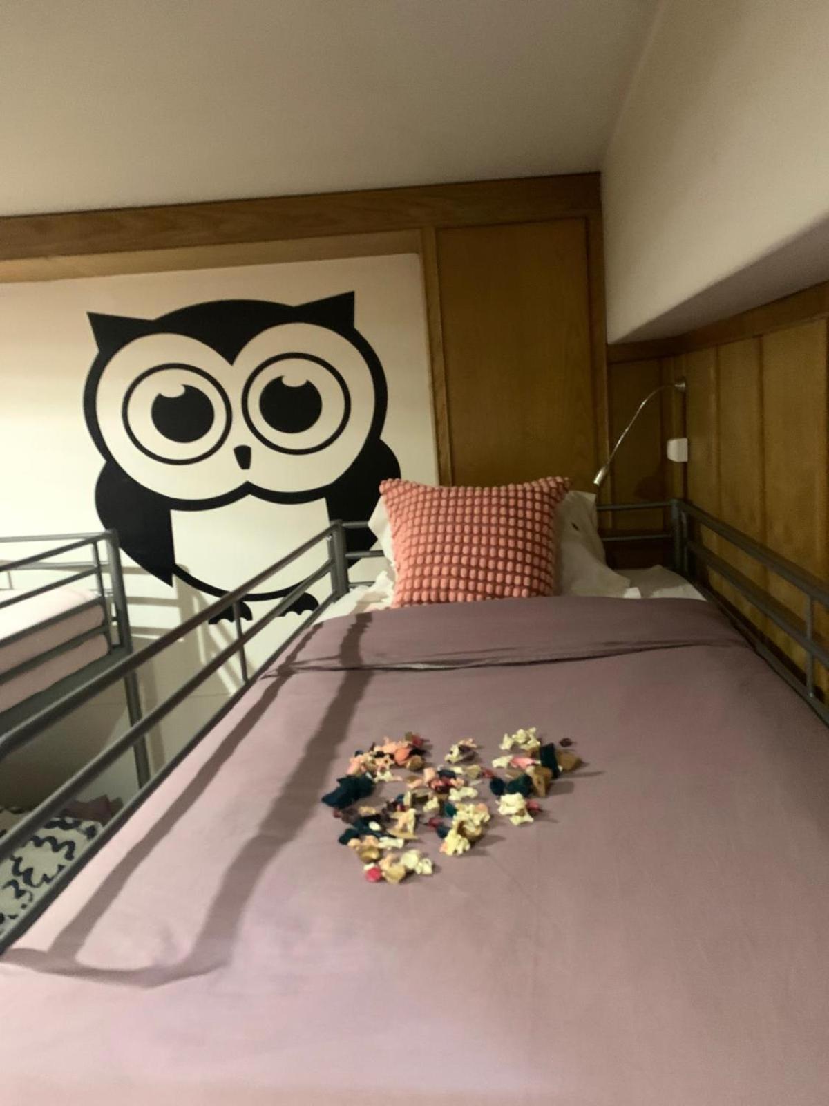 Corujinha Hostel Lisbon Luaran gambar