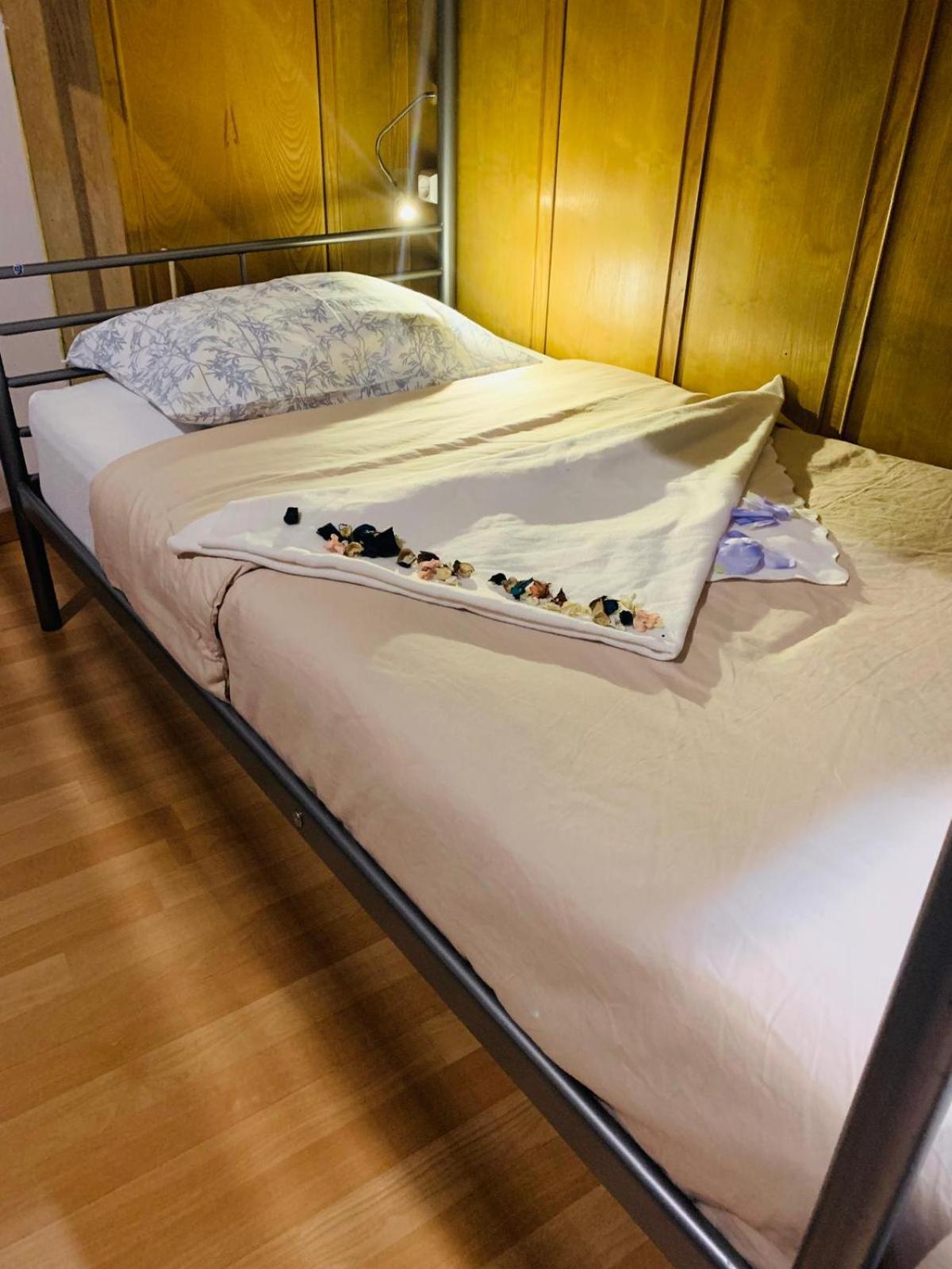 Corujinha Hostel Lisbon Luaran gambar