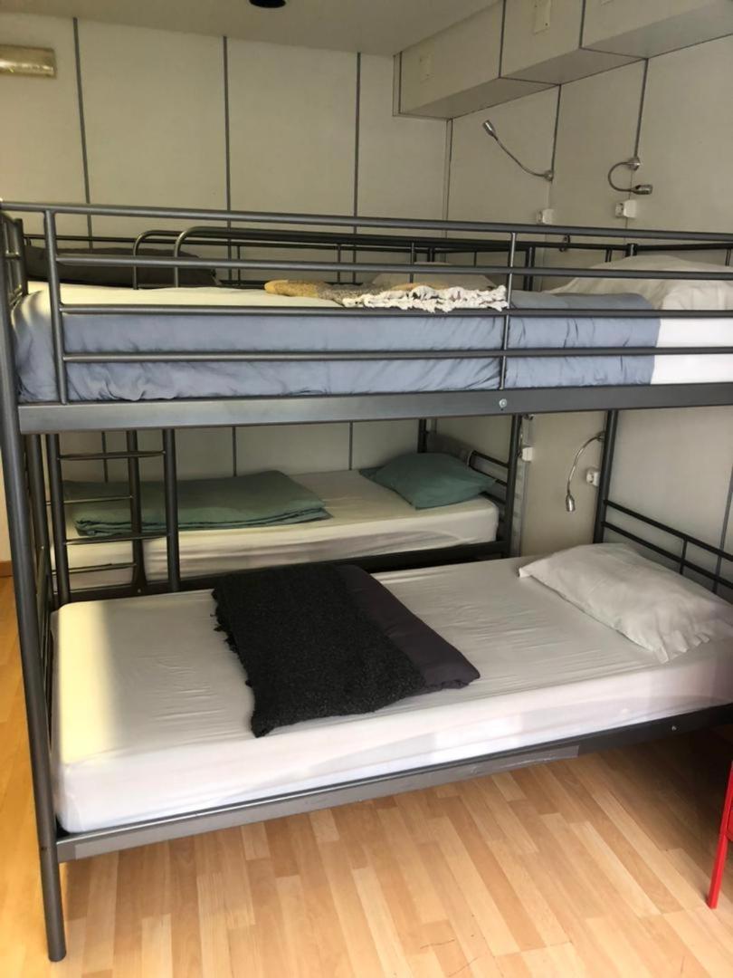 Corujinha Hostel Lisbon Luaran gambar