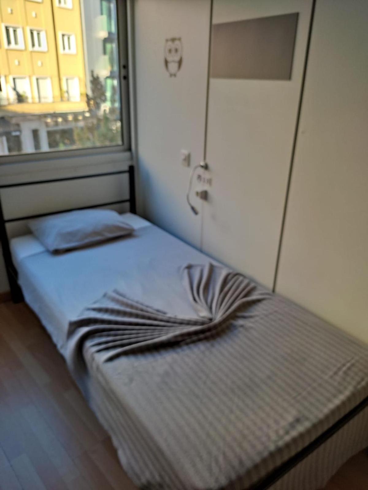 Corujinha Hostel Lisbon Luaran gambar