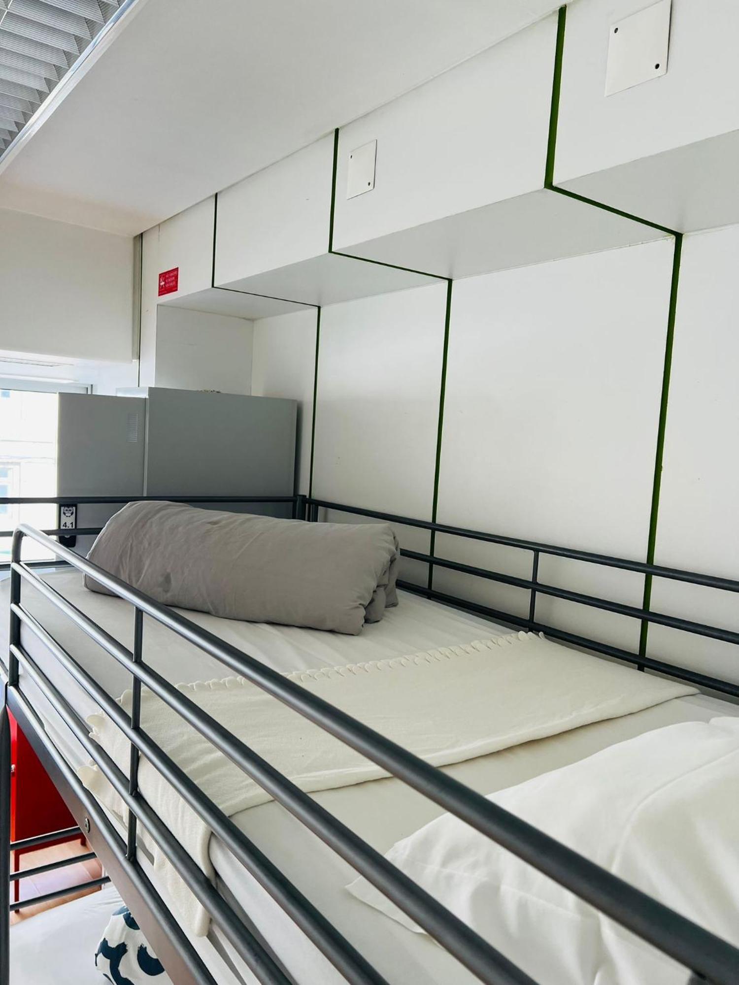 Corujinha Hostel Lisbon Luaran gambar