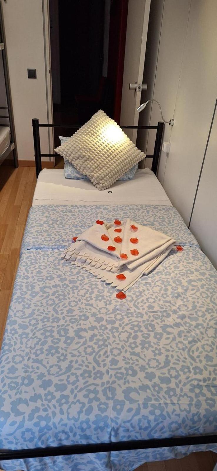 Corujinha Hostel Lisbon Luaran gambar